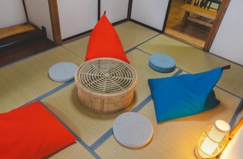 Nishi Ward House | 弁天島 tomariki