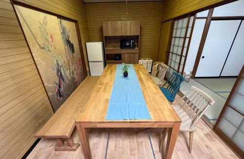 Nishi Ward House | 弁天島 tomariki