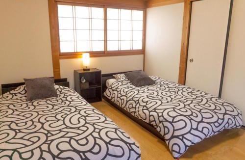 Izumisano House | 徳治郎の宿