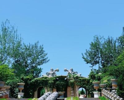 Weiyang House | 春江屿舍