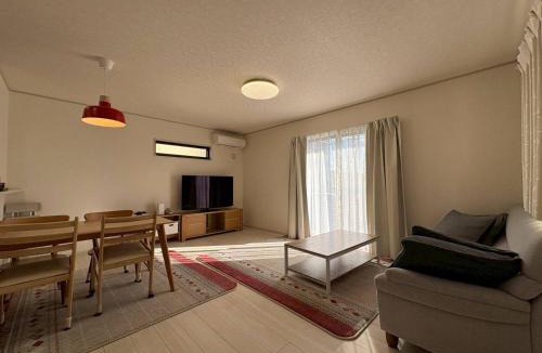 Ome House | 森の宿3号館