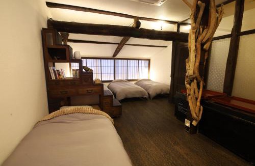 Hachiman-cho Apartment | 水と翠