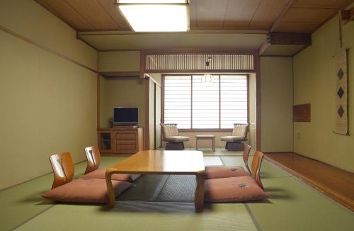 Asakura Hotel | 泰泉閣