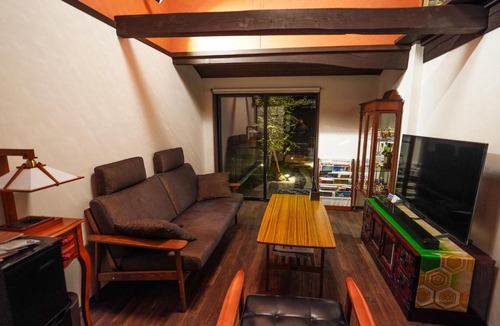 Inuyama Apartment | 游月庵