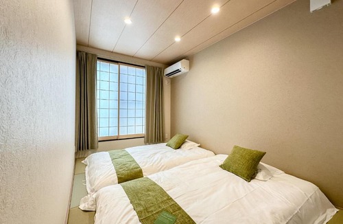 Nishinari House | 無界 蛍