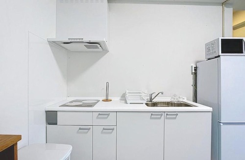Naka Ward Apartment | 肴町街舎