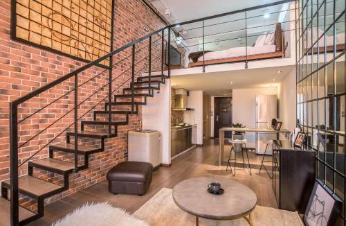Jiading Apartment | 诺克现代工业风复式套房