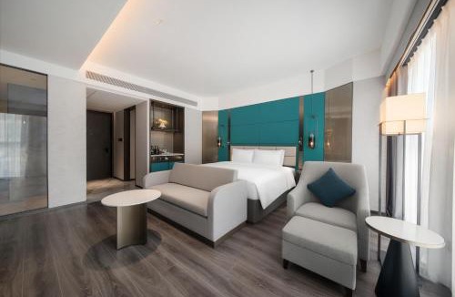 Zhanggong District Hotel | 赣州万达颐华酒店
