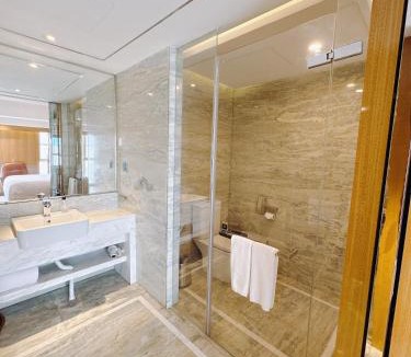 Zhongyuan District Hotel | 郑州豪锦汇酒店 Zhengzhou Haojinhui Hotel