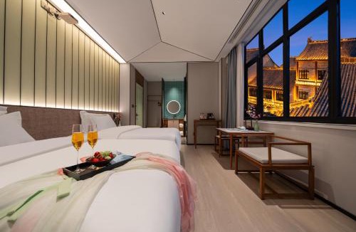 Liangshan County Hotel | 陌上轻居酒店