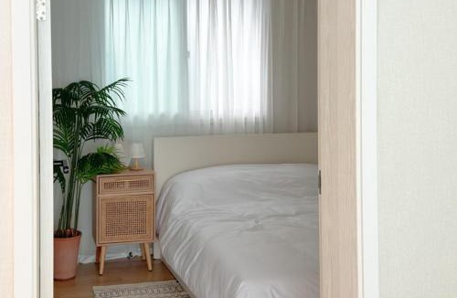 Mangwon-dong Apartment | 메종 홍대 망원 합정 33Stay YG 콘서트