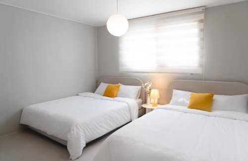 Seo-gu Apartment | 스테이솜