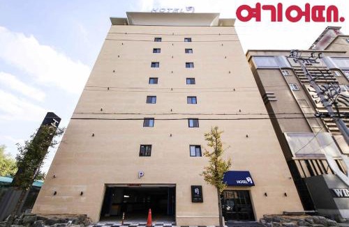 Cheonan Hotel | 월호텔