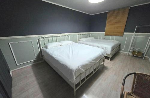 Pyoseon Hotel | 지슬스테이