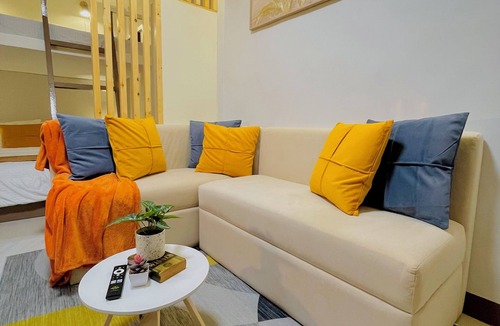 Lapu-Lapu Apartment | 02 Easy Access Stay, Minutes from Airport on Main Road