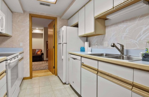 Elk Rapids Condo | #07 ELK RAPIDS BEACH CONDOMINIUM
