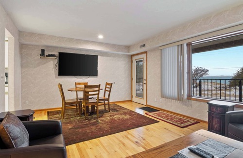 Elk Rapids Condo | #07 ELK RAPIDS BEACH CONDOMINIUM