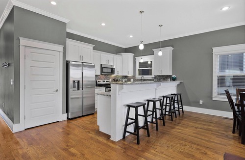 Cleveland Park House | 07 Large Side by Side Homes Available, 3mi to Broadway