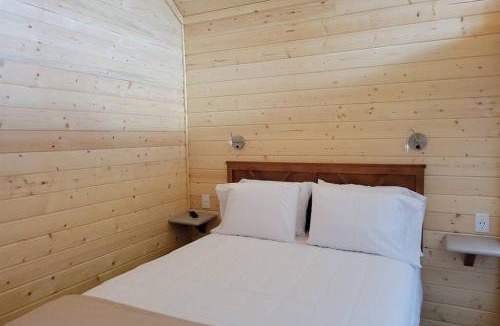 Valle Ski Chalet | 073 Tiny Home nr Grand Canyon South Rim Sleeps 8