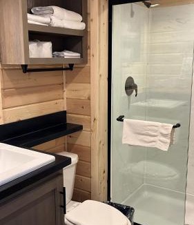 Valle Ski Chalet | 075A Rustic meets Modern Chalet King Bed & Loft 20 Min to South Rim - Sleeps 4