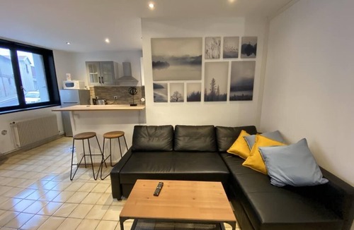 Cret de Roc Apartment | 09 CHIC & COSY GRAND APPART 4 PIÈCES 75m2 HYPERCENTRE WIFI SMART TV NETFLIX