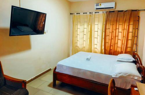 Madina Hotel | 0YE' Hotel
