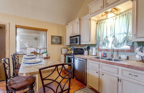 Medicine Park Cottage | 1/2 Mi to Lake Lawtonka: Mtn-view Haven!