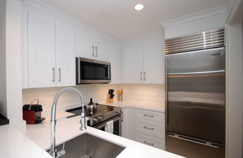Key Biscayne Hotel | 1 Bdrm Ocean view Res. Suite w balcony, located at The Ritz, in Key Biscayne