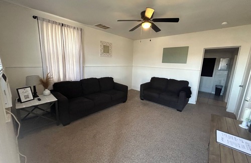 Belleville House | 1 bed duplex near downtown Belleville next to heart garden and long story coffee