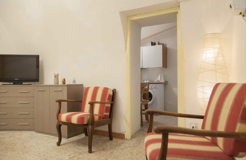 Dolceacqua Apartment | 1 Bed Flat - Sleeps 2 - Parking