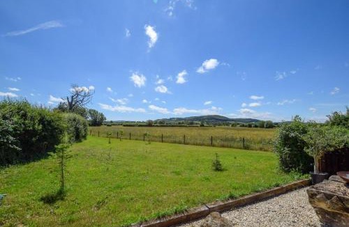 Evesham Cabin | 1 Bed in Ashton-under-Hill oc-o30070