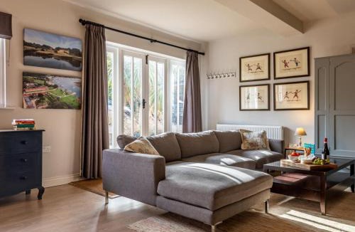 Beaulieu House | 1 Bed in Brockenhurst oc-53042