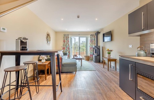 Pershore Cottage | 1 Bed in Pershore (oc-t29051)