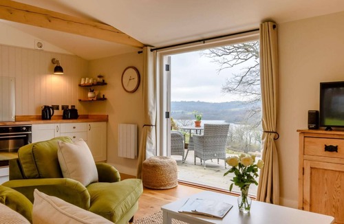 Wadhurst Ski Chalet | 1 Bed in Wadhurst (oc-tw673)