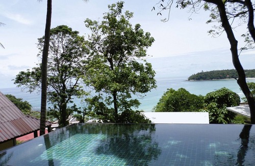 Kata Resort | 1 bed room with 2 single beds in Kata Beach B8