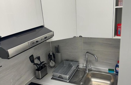 Kensal Green Apartment | 1 Bedroom 30 minutes to St Pancras