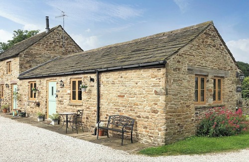 Cutthorpe Cottage | 1 bedroom accommodation in Cutthorpe, near Chesterfield