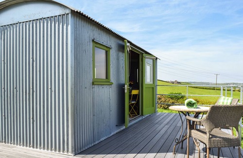 Grange Moor Cottage | 1 bedroom accommodation in Upper Heaton, Huddersfield