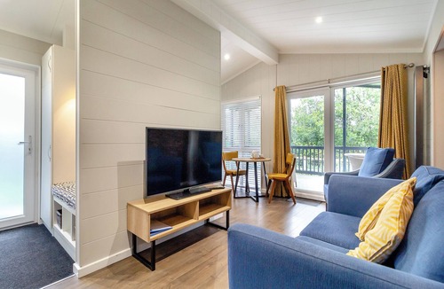 Pentney Ski Chalet | 1 bedroom accommodation in Pentney, King&rsquo;s Lynn