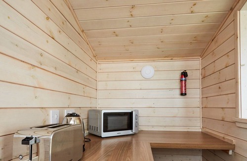 Anstruther Cabin | 1 bedroom accommodation in Anthruther