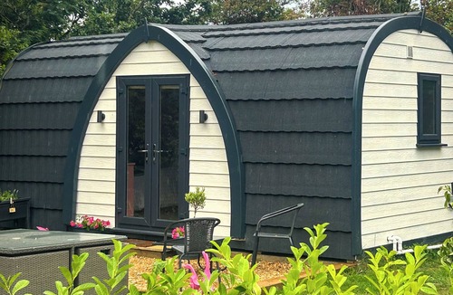 Boxgrove Cottage | 1 bedroom accommodation in Chichester