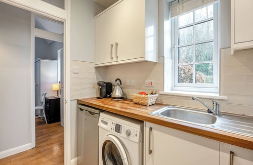 Upper Dicker Cottage | 1 bedroom accommodation in Heathfield