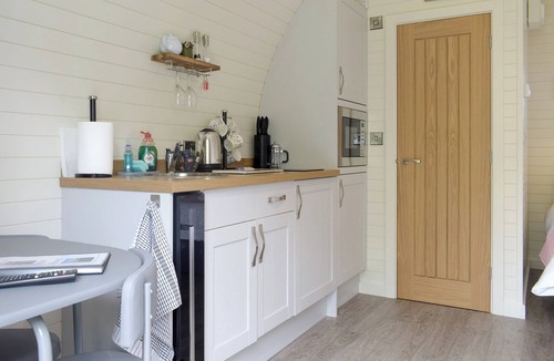 Llanfyllin Cottage | 1 bedroom accommodation in Llanfyllin, near Welshpool