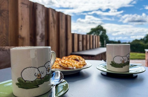 Farden Cottage | 1 bedroom accommodation in Shropshire
