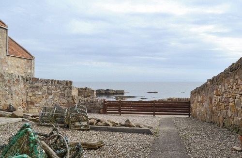 Anstruther Cottage | 1 bedroom accommodation in Cellardyke, near Anstruther