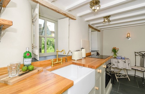 Hawkchurch Cottage | 1 bedroom accommodation in Hawkchurch, near Lyme Regis
