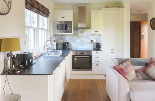 Strathtummel Cottage | 1 bedroom accommodation in Foss, near Pitlochry