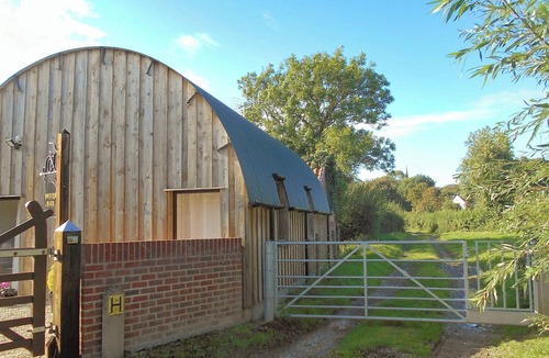 East Brent Cottage | 1 bedroom accommodation in East Brent, near Burnham-on-Sea