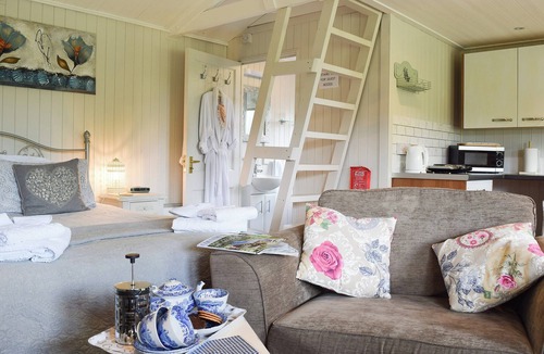 Kingston Blount Cottage | 1 bedroom accommodation in Kingston Blount, near Thame