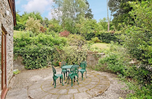 Knighton Cottage | 1 bedroom accommodation in Lurkenhope, near Knighton